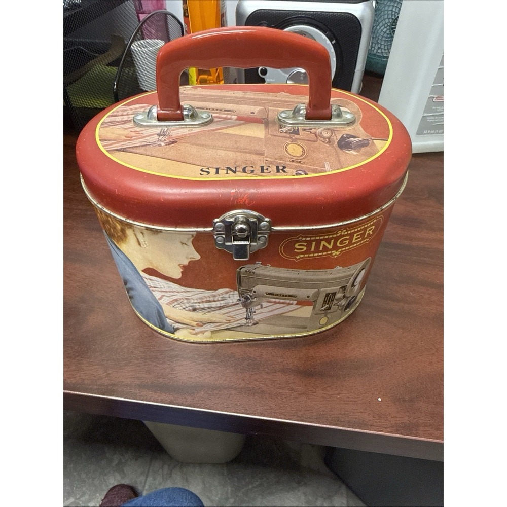 Vintage SingerSewing Machine TinStorage Box Carry Handle Red MetalCollectible
